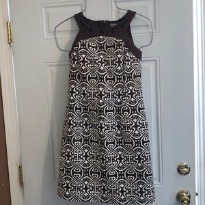 Ann Taylor Brown/white Size 6P